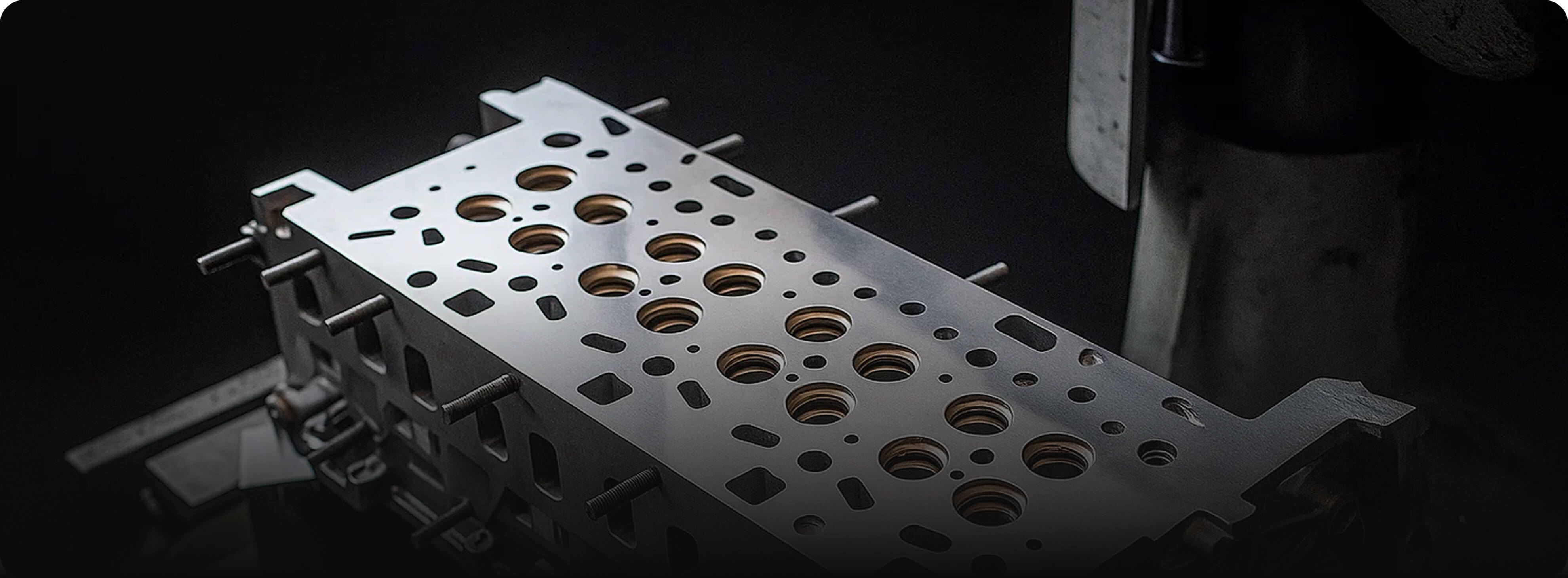 Деталь двигателя